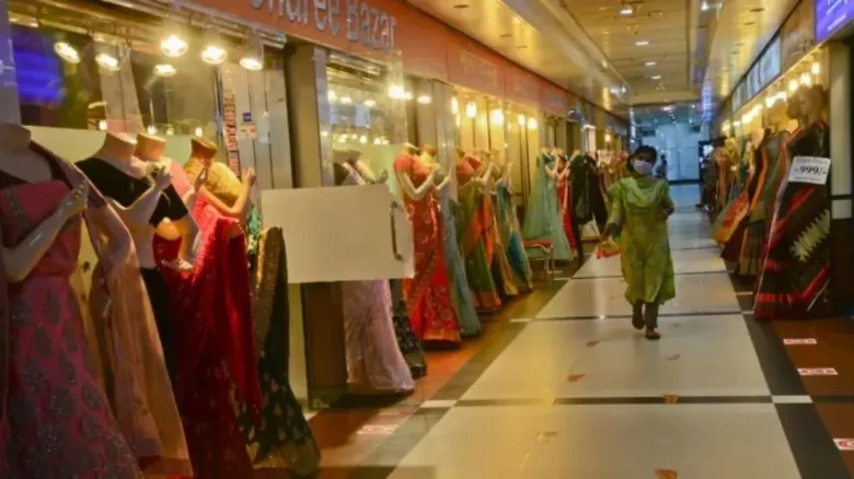 দোকান ও শপিংমল খোলা রাখার নতুন সময়